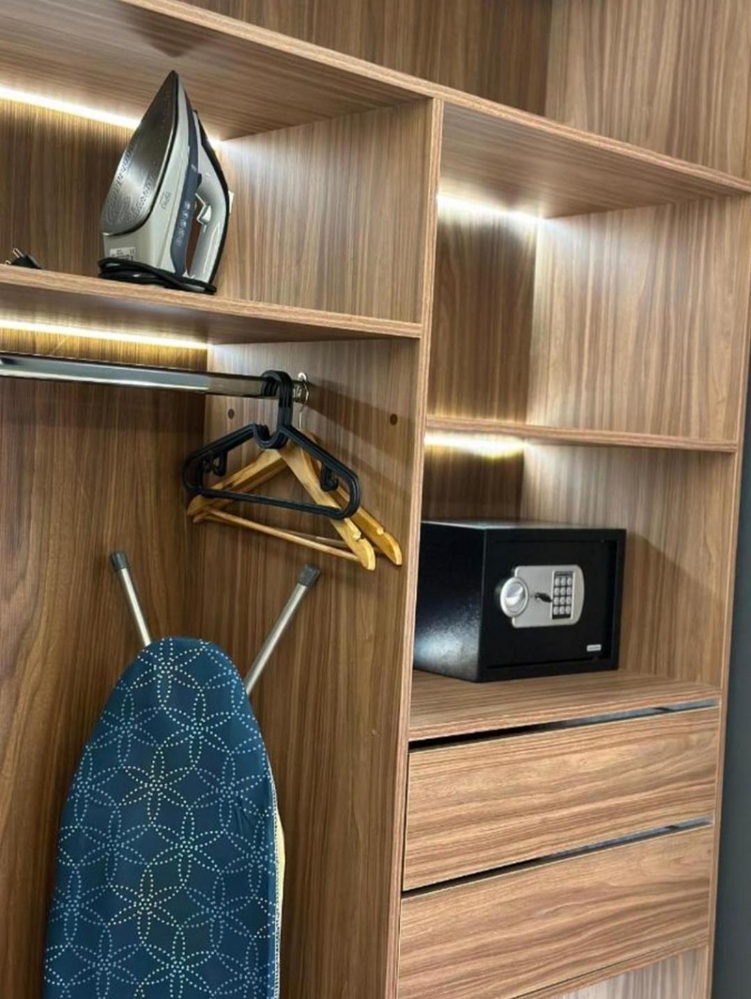 Centrico 2 Tanger Idrissia Appartement Buitenkant foto